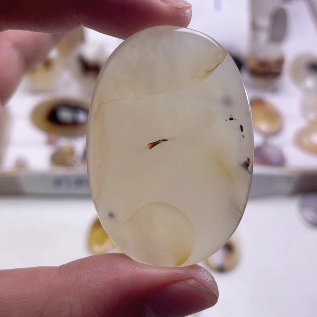 玛瑙/玉髓颈饰合金