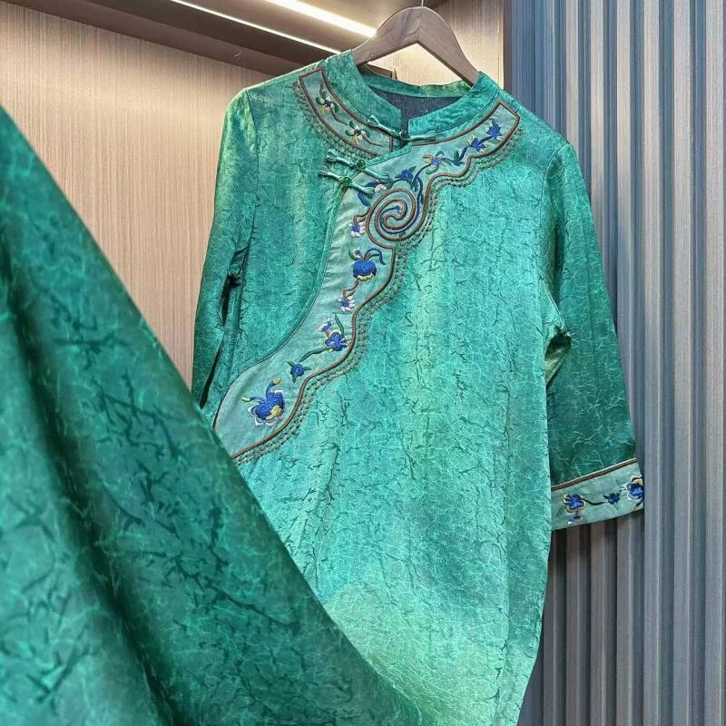 灵歌-2-中式立领斜襟刺绣气质宽松连衣裙