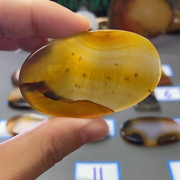 玛瑙/玉髓未镶嵌珠宝半成品