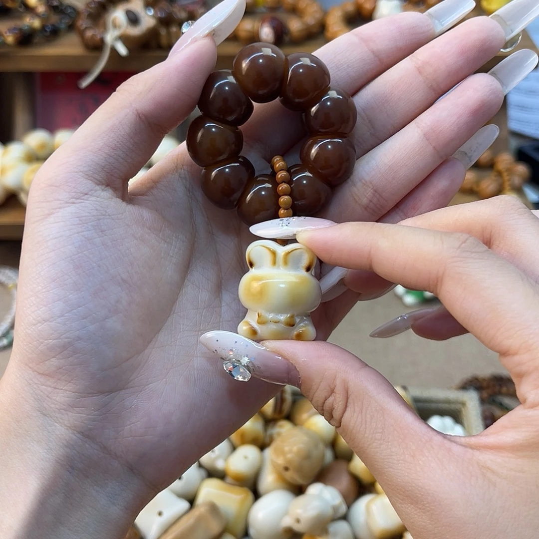 ****儿吊坠菩提根/象牙果手捻一个