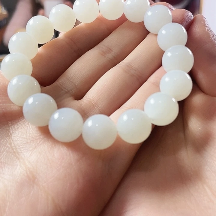 和田玉未镶嵌手串