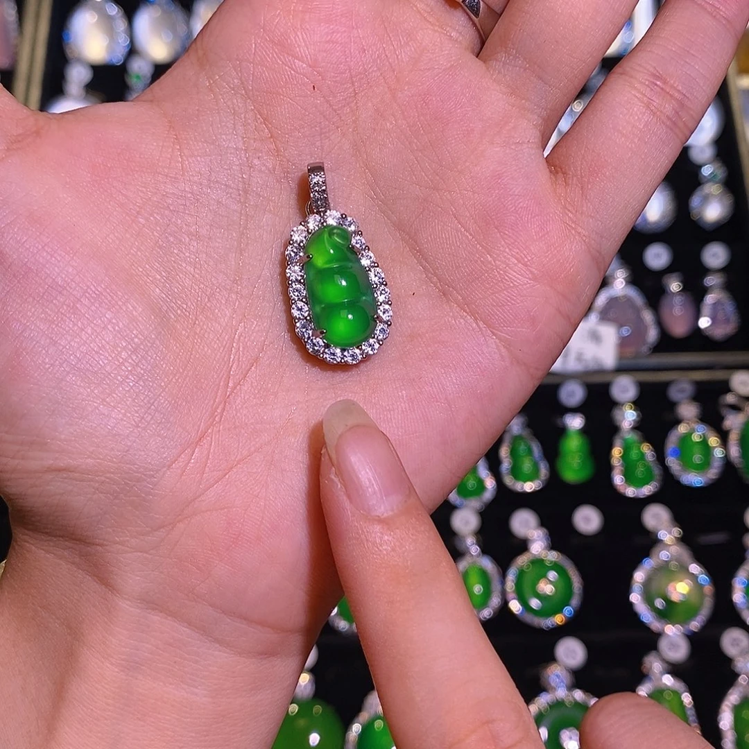 合金颈饰玛瑙/玉髓