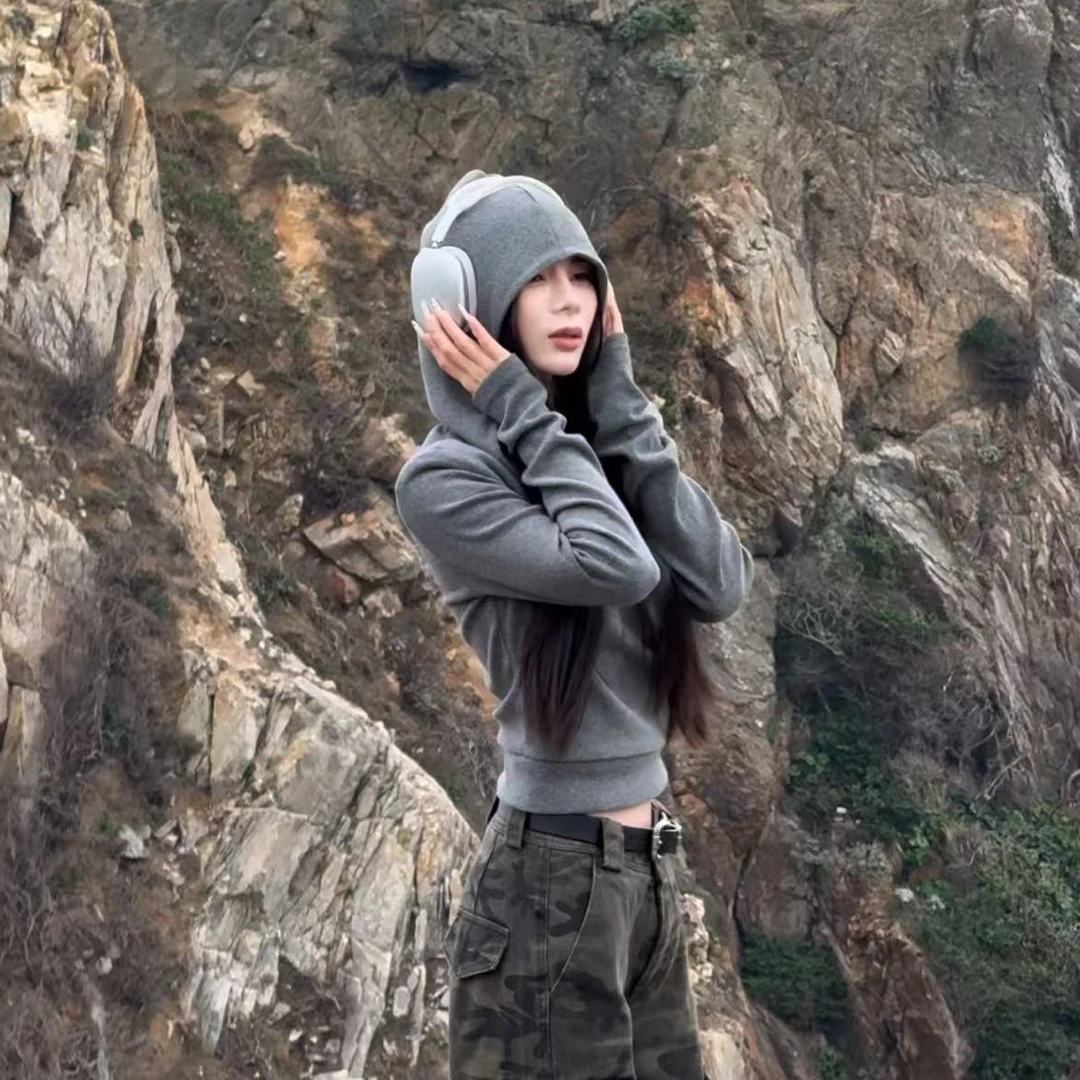 现货)辣妹小众设计感灰色长袖连帽卫衣女2025秋新款修身显瘦上衣