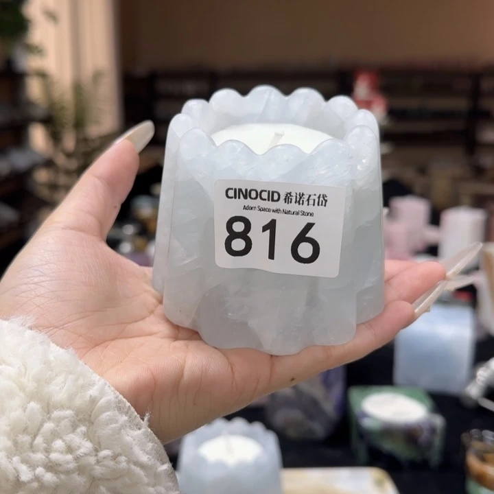 蓝水晶可露丽。  816
