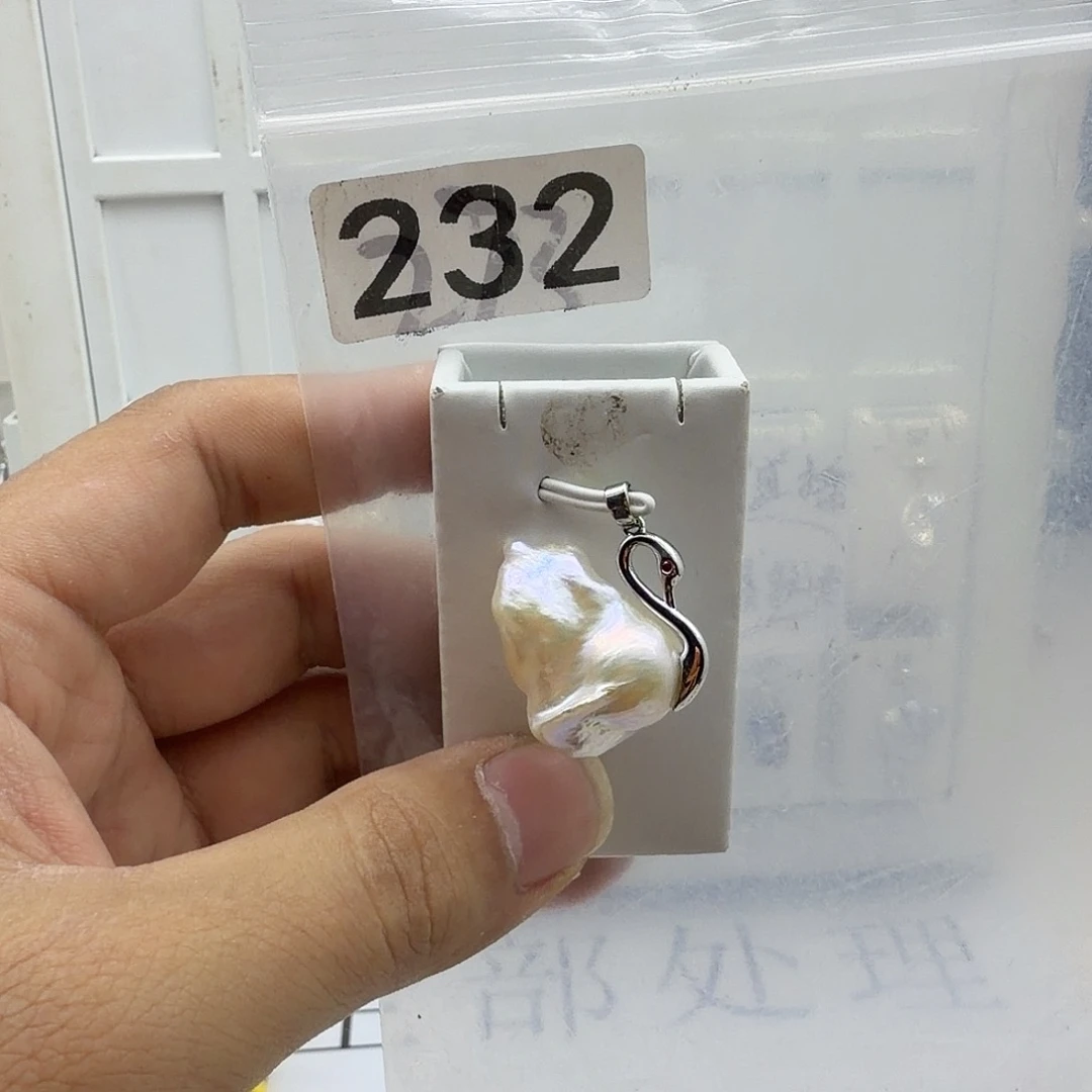 合金淡水珍珠颈饰