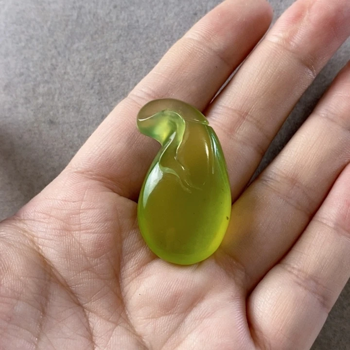 未镶嵌岫玉挂件吊坠
