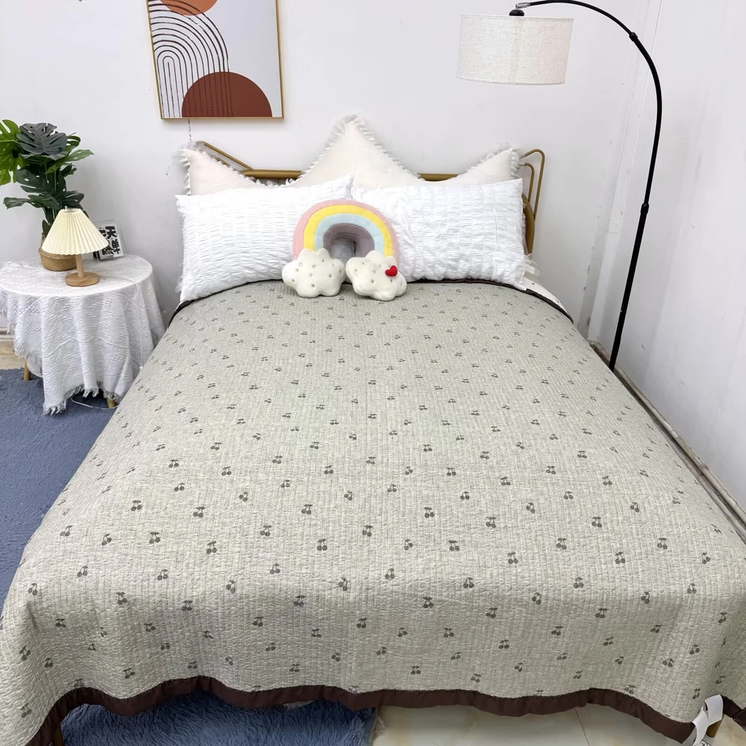 Tula【深色樱桃】200*225亲肤柔软舒适小清新夹棉绗缝床盖