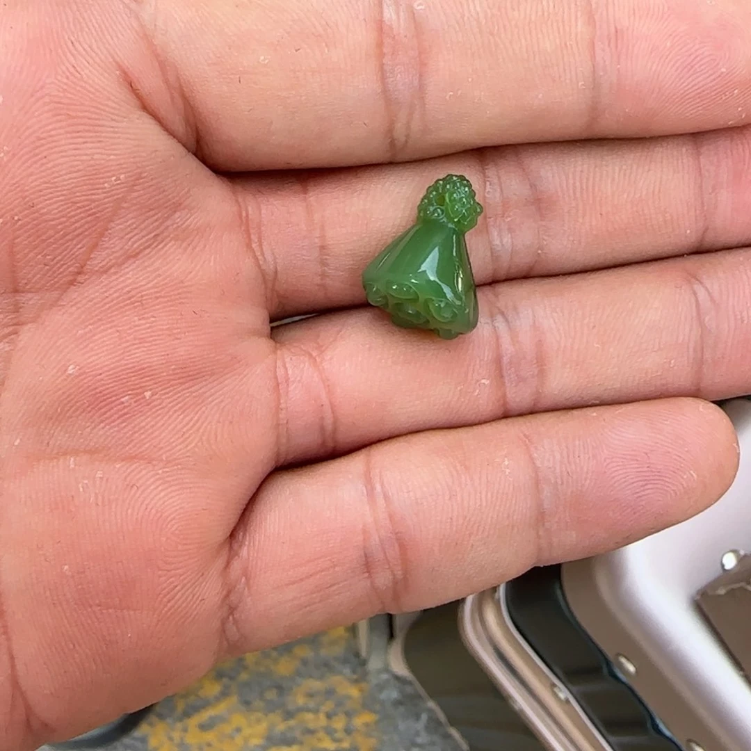 和田玉未镶嵌颈饰凤*