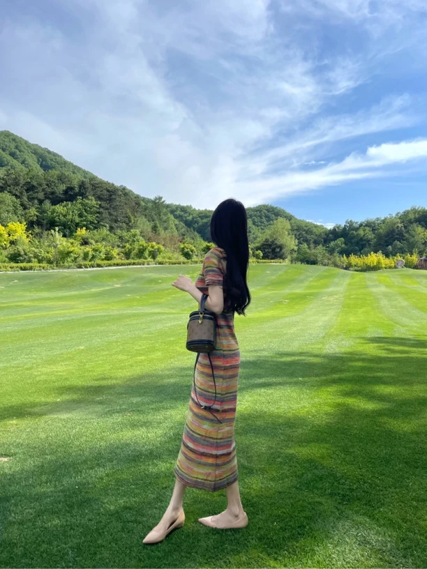 夏季不规则彩条纹针织过膝圆领连衣裙显瘦气质高腰时尚百搭修身