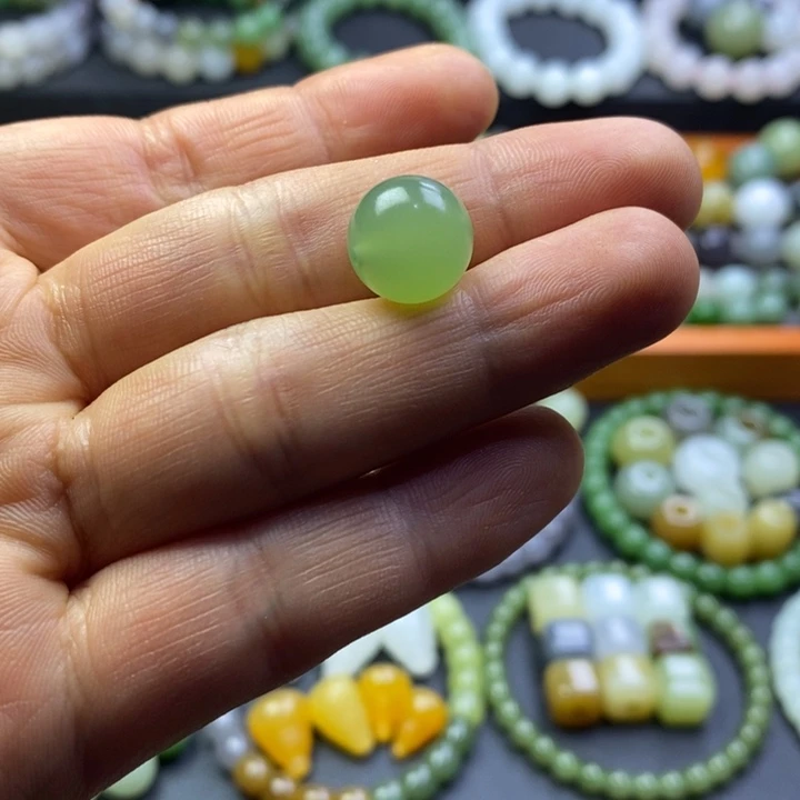 和田玉未镶嵌珠宝半成品翠青卡12