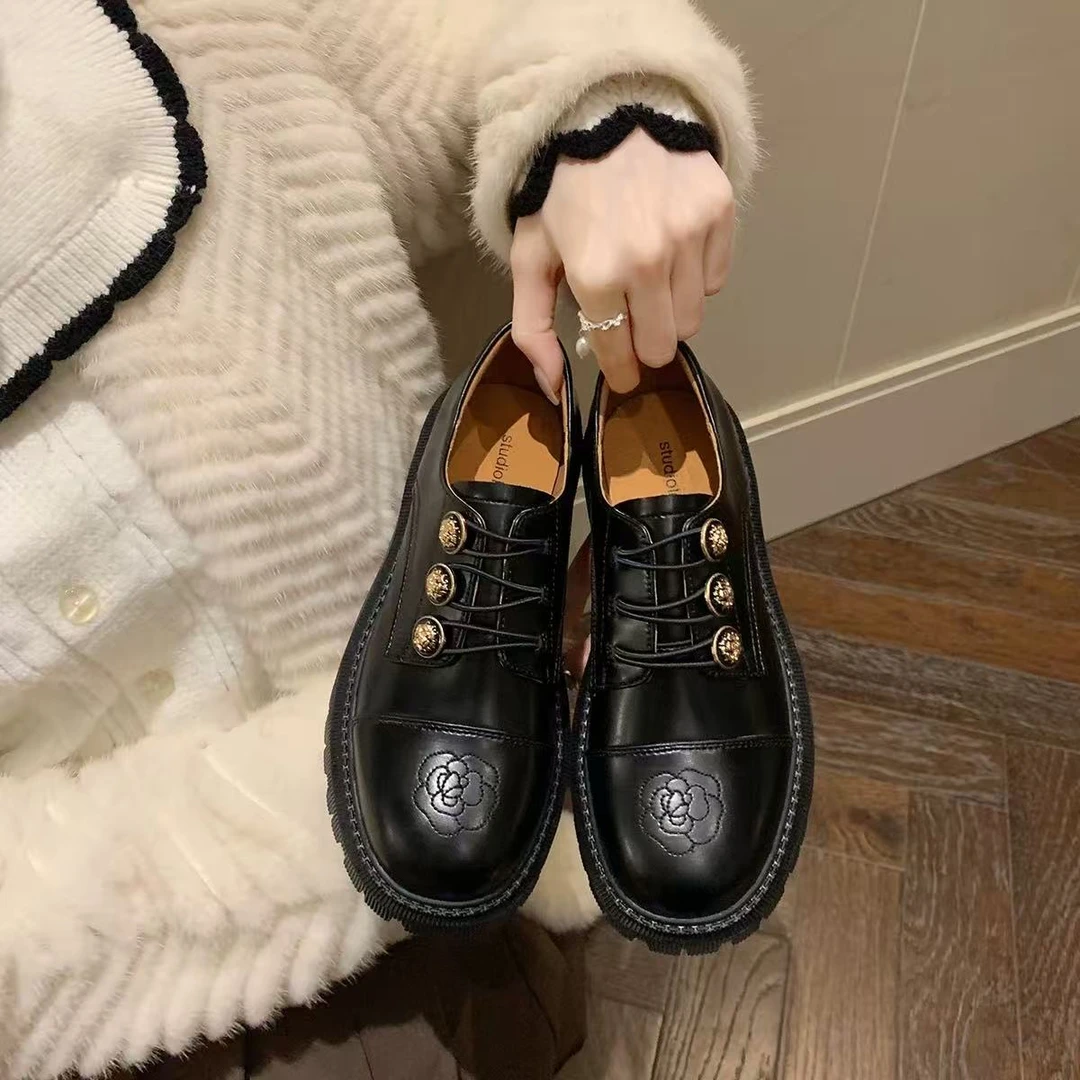 《龙太福利》复古厚底粗跟刺绣乐福小皮鞋春秋季学院风