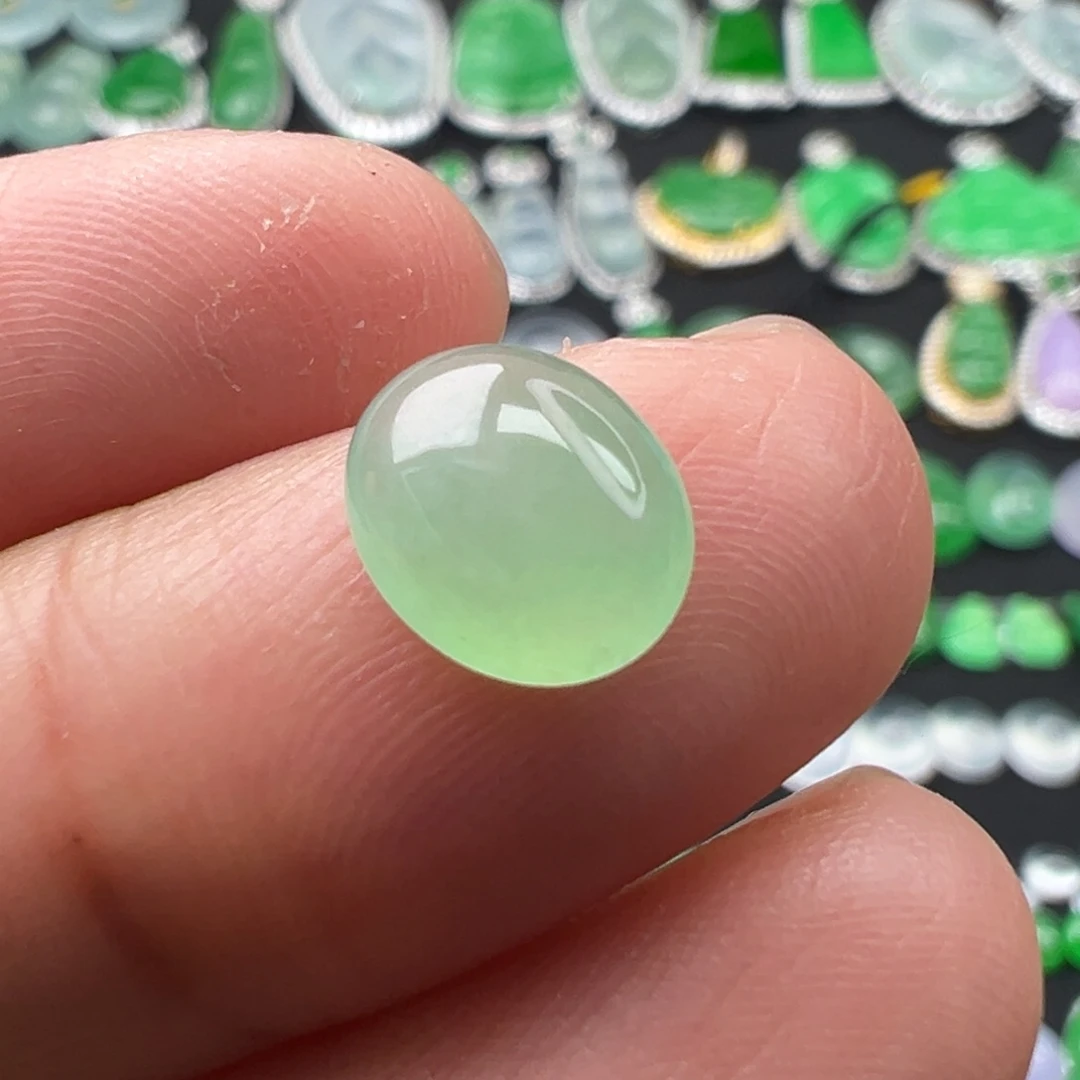 翡翠颈饰未镶嵌蛋8.7