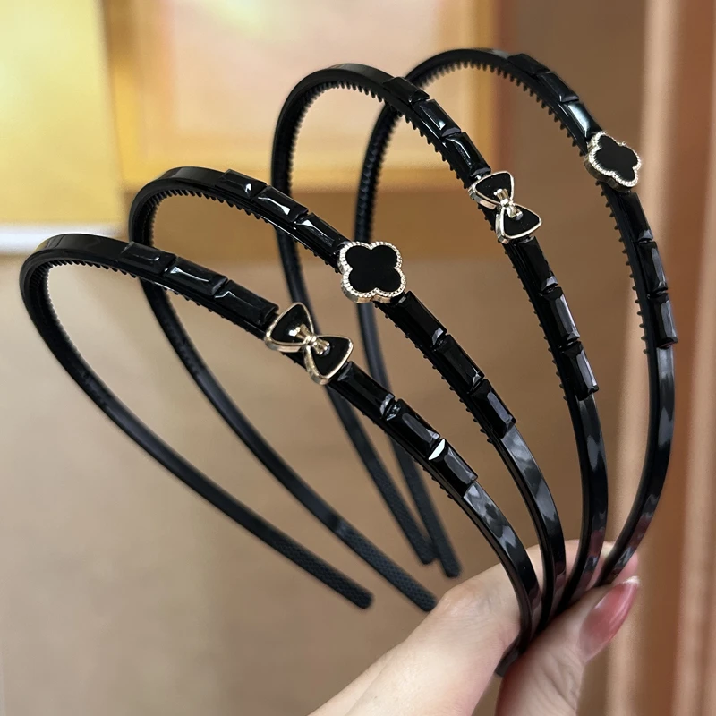 新款四叶草带齿发箍女头箍压发卡发捆头饰发旅碎发窟细边防滑发送