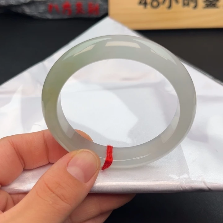 翡翠未镶嵌手镯-15
