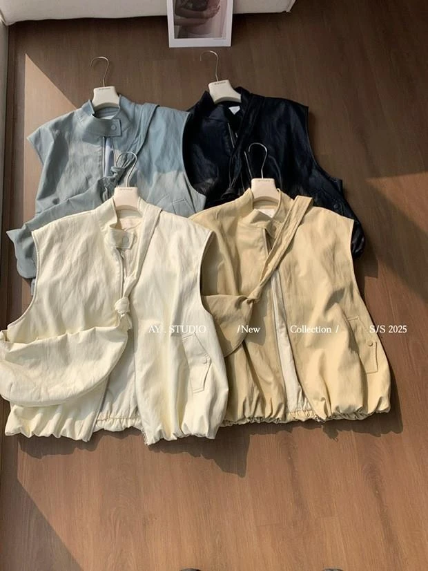 DEZI夏季潮流出行穿搭抽绳牛角包配饰皮衣马甲LS51307066