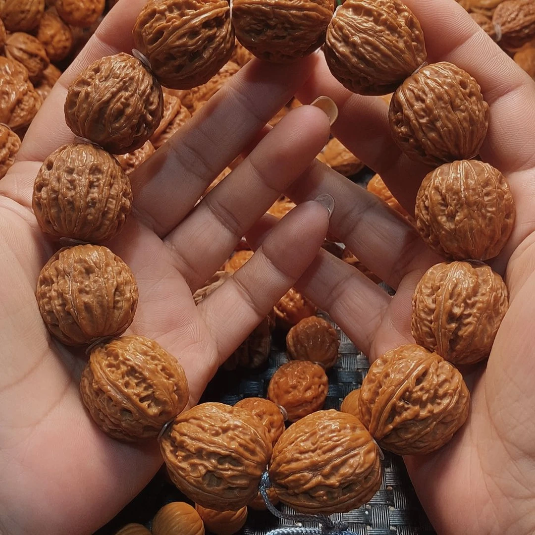 文玩核桃手串粗筋