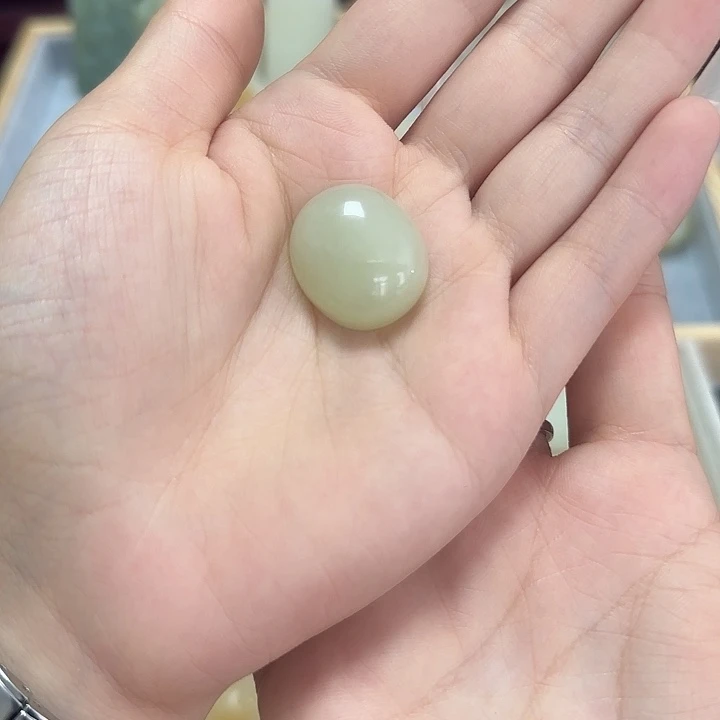 和田玉（糖玉）未镶嵌珠宝半成品