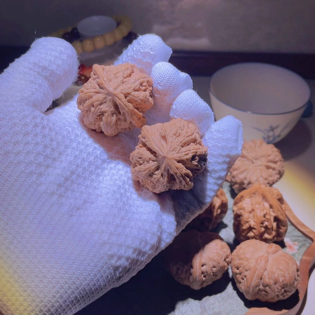 吊坠桃核人***夫40全品大粗筋核桃