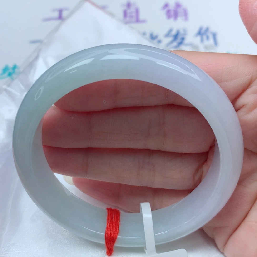 翡翠手镯未镶嵌58.8圈 水润细腻