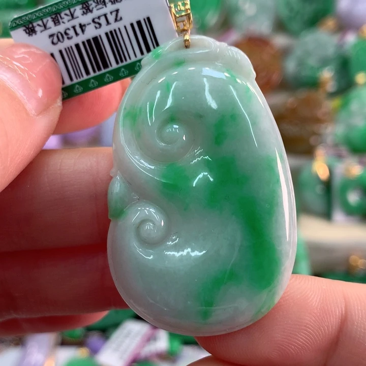 翡翠吊坠(不含链)18K金镶嵌
