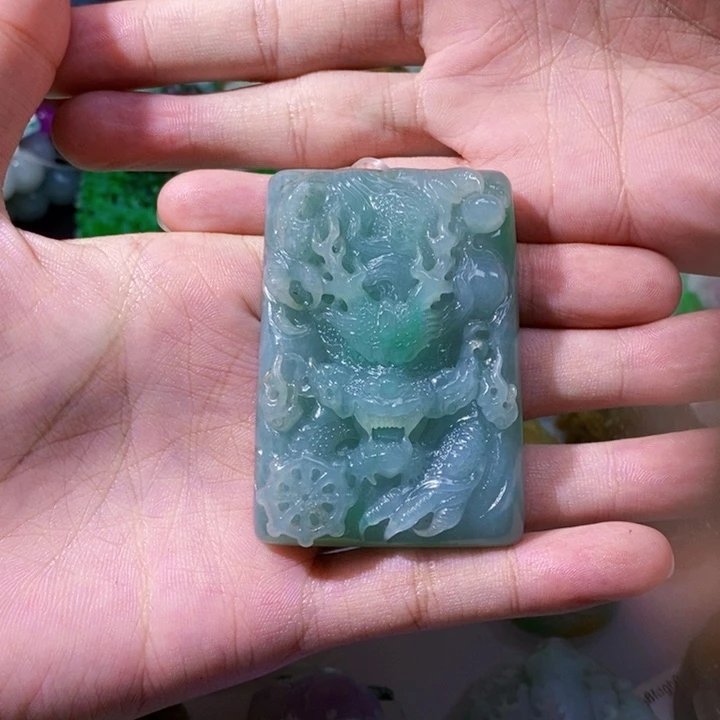 未镶嵌定制翡翠雪*王