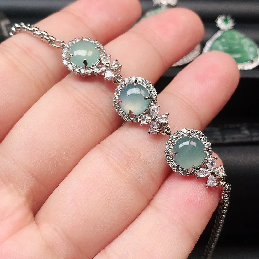 翡翠未镶嵌颈饰天然