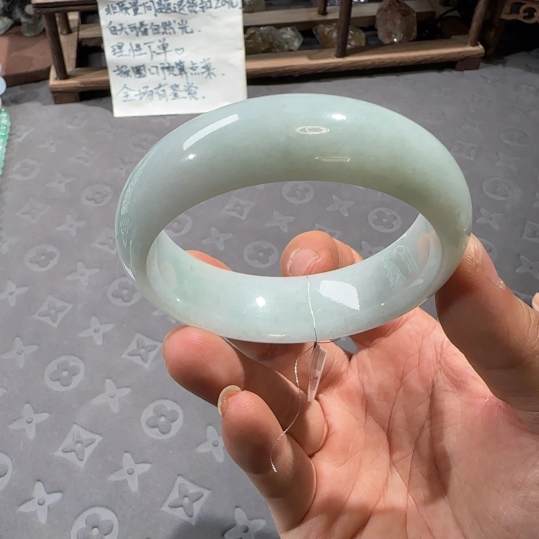翡翠未镶嵌手镯56.8圈口