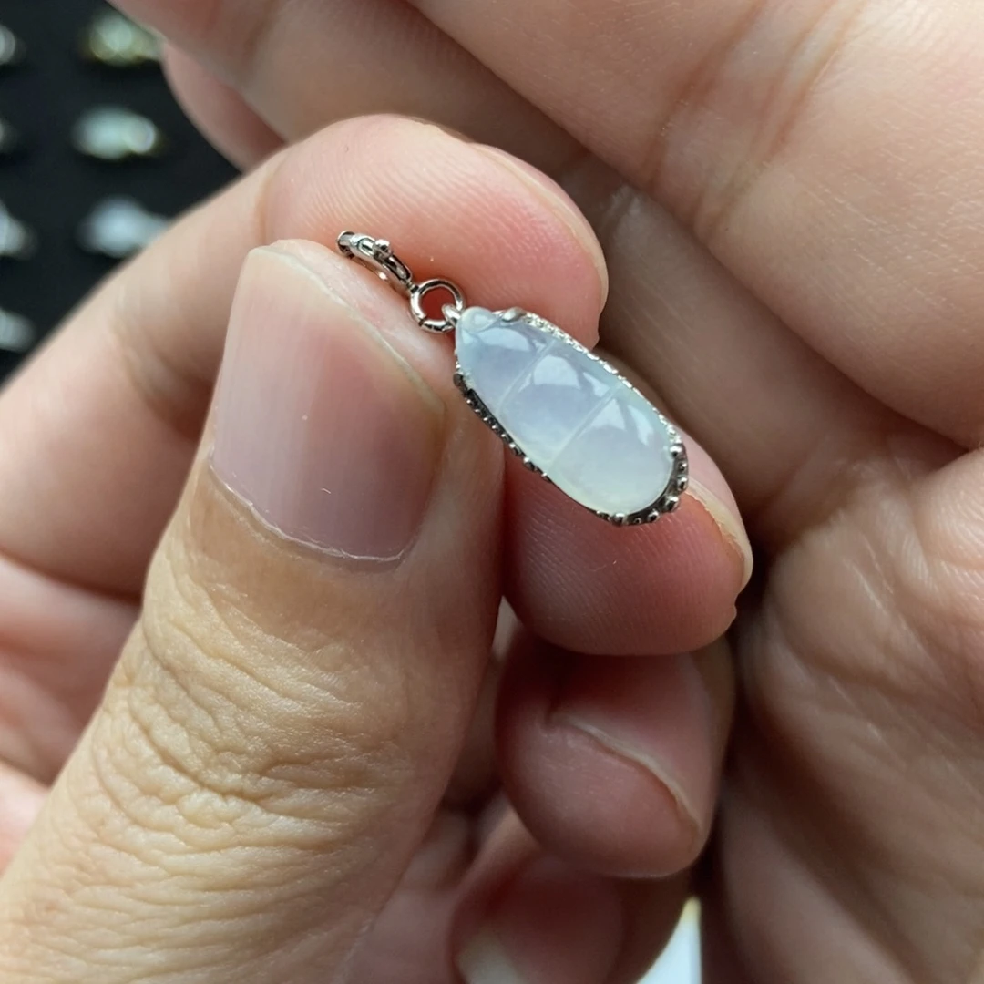 翡翠银S925镶嵌颈饰