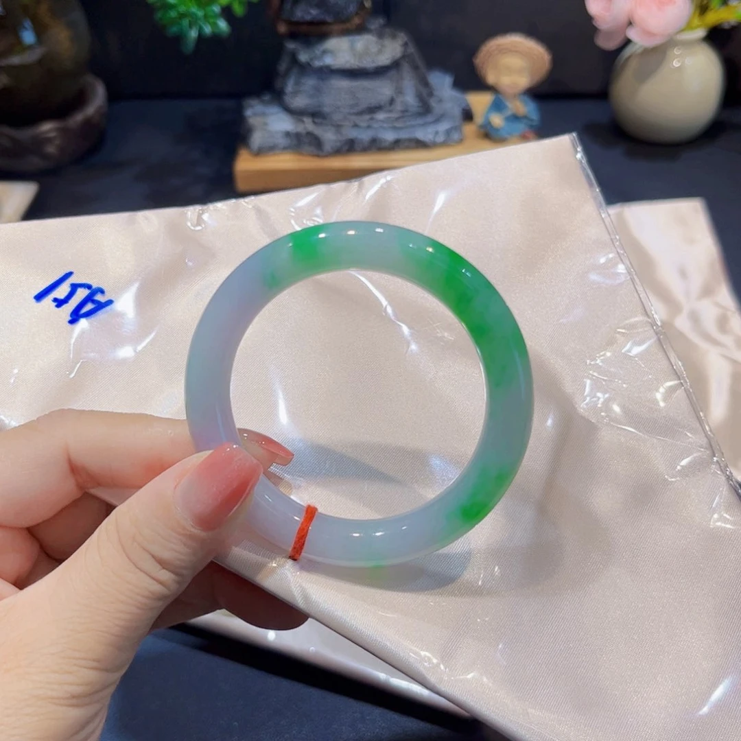 翡翠手镯未镶嵌翡翠手镯51圈口