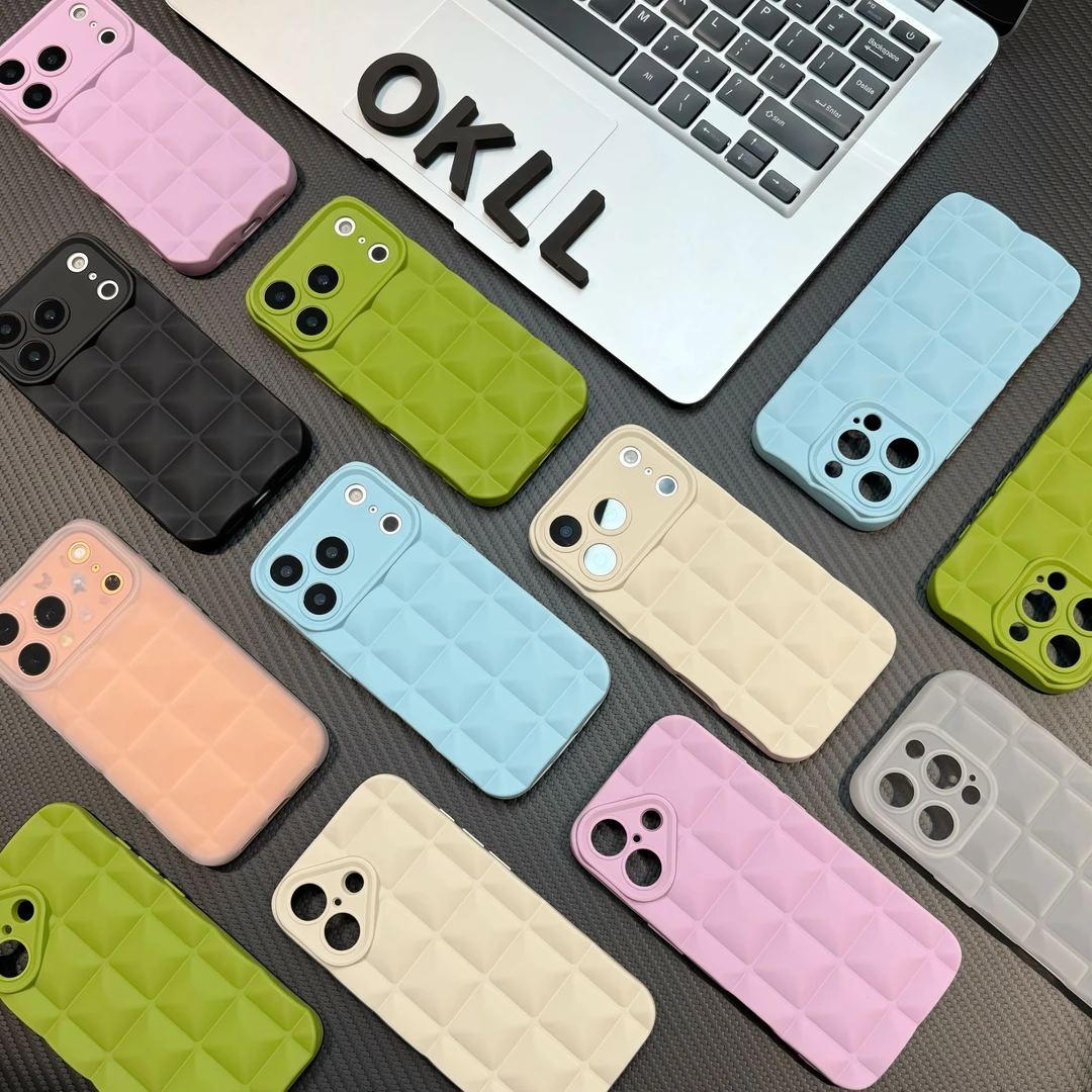 欧克里里秋冬莫兰迪格子适用iPhone16/17promax手机壳14苹果15/13