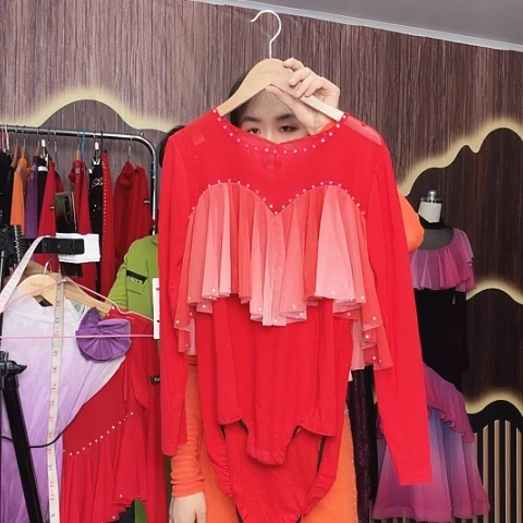 小***路XXL。