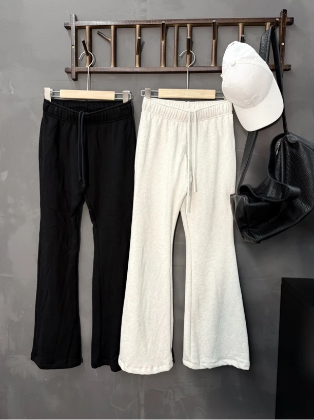 B81011（超模裤）不倒绒微喇卫裤百搭运动纯色加绒时尚休闲秋冬