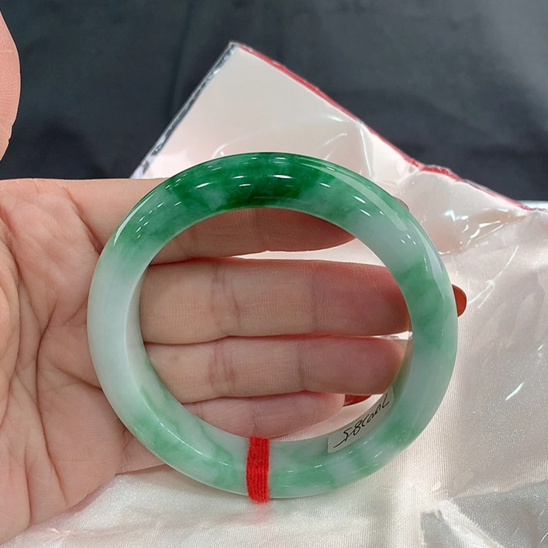 【闪购商品】翡翠手镯未镶嵌58.7，57/58