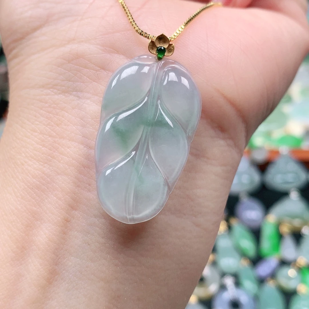 吊坠(不含链)18K金镶嵌翡翠