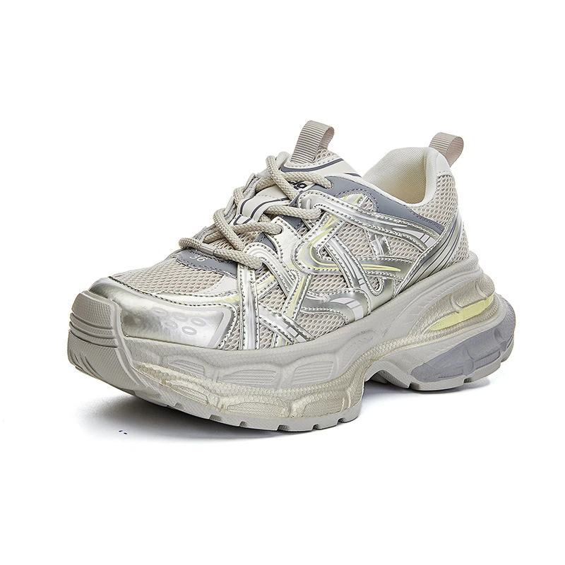 女款2025年潮流复古风厚底发泡运动鞋时尚耐穿适配春季跑步活动