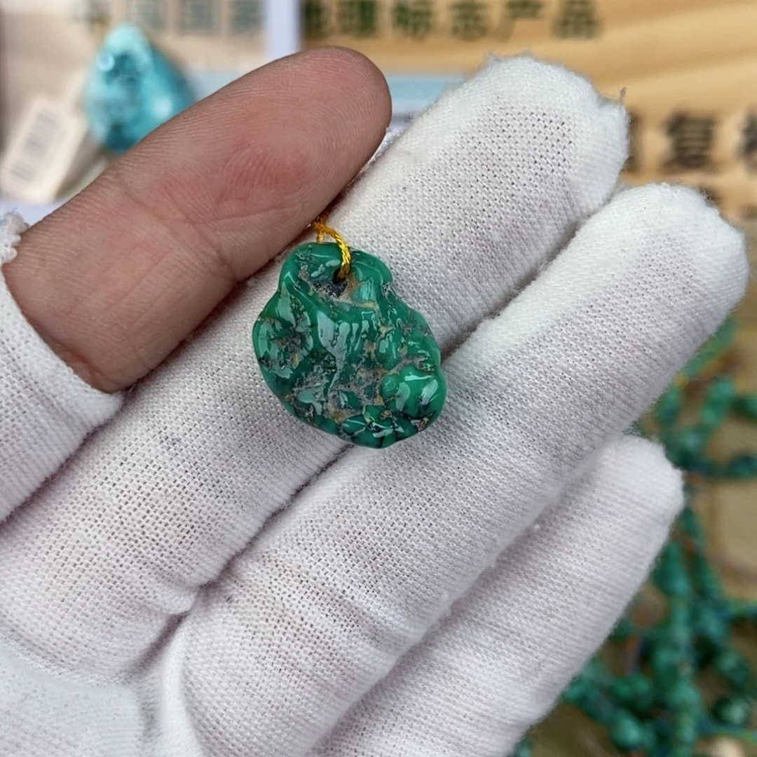 未镶嵌绿松石珠宝奇石