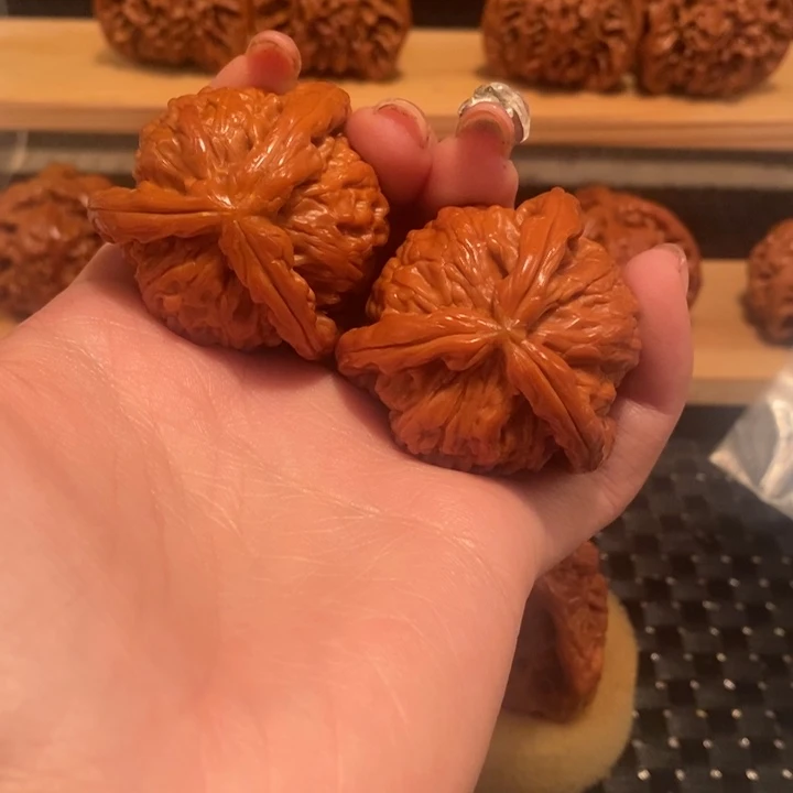 手串/手链核桃以****友核桃。白狮子。40.41尺