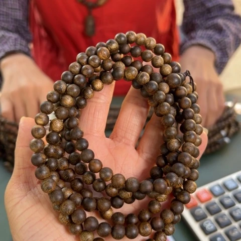 沉香手串乌身红土18克卡0.7多样性发1条