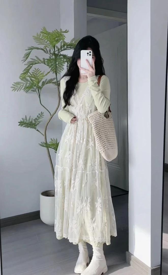 AN.XIN【波乐花园】早春度假风两件套 连衣裙+长款蕾丝吊带9800