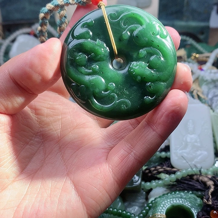 未镶嵌和田玉挂件