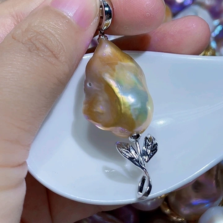 颈饰未镶嵌淡水珍珠