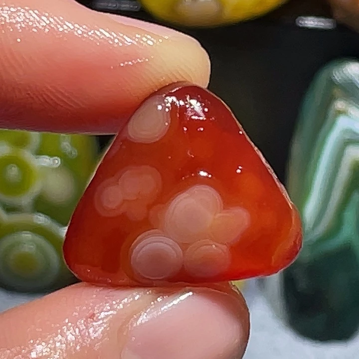 未镶嵌玛瑙/玉髓珠宝奇石