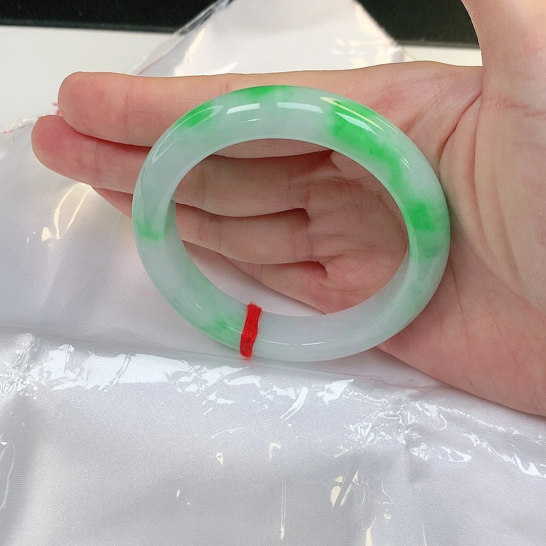 翡翠手镯未镶嵌天然翡翠A货808