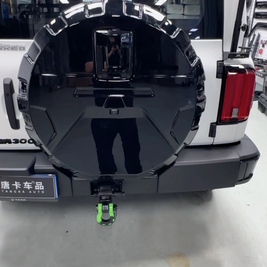 等***时坦克300 三代全包备胎罩 银标