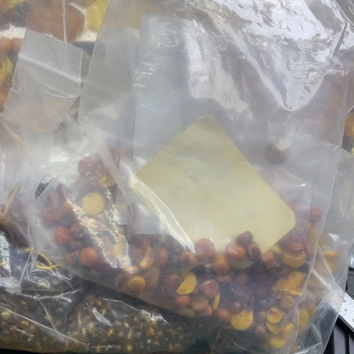 琥珀未镶嵌珠宝奇石快***！