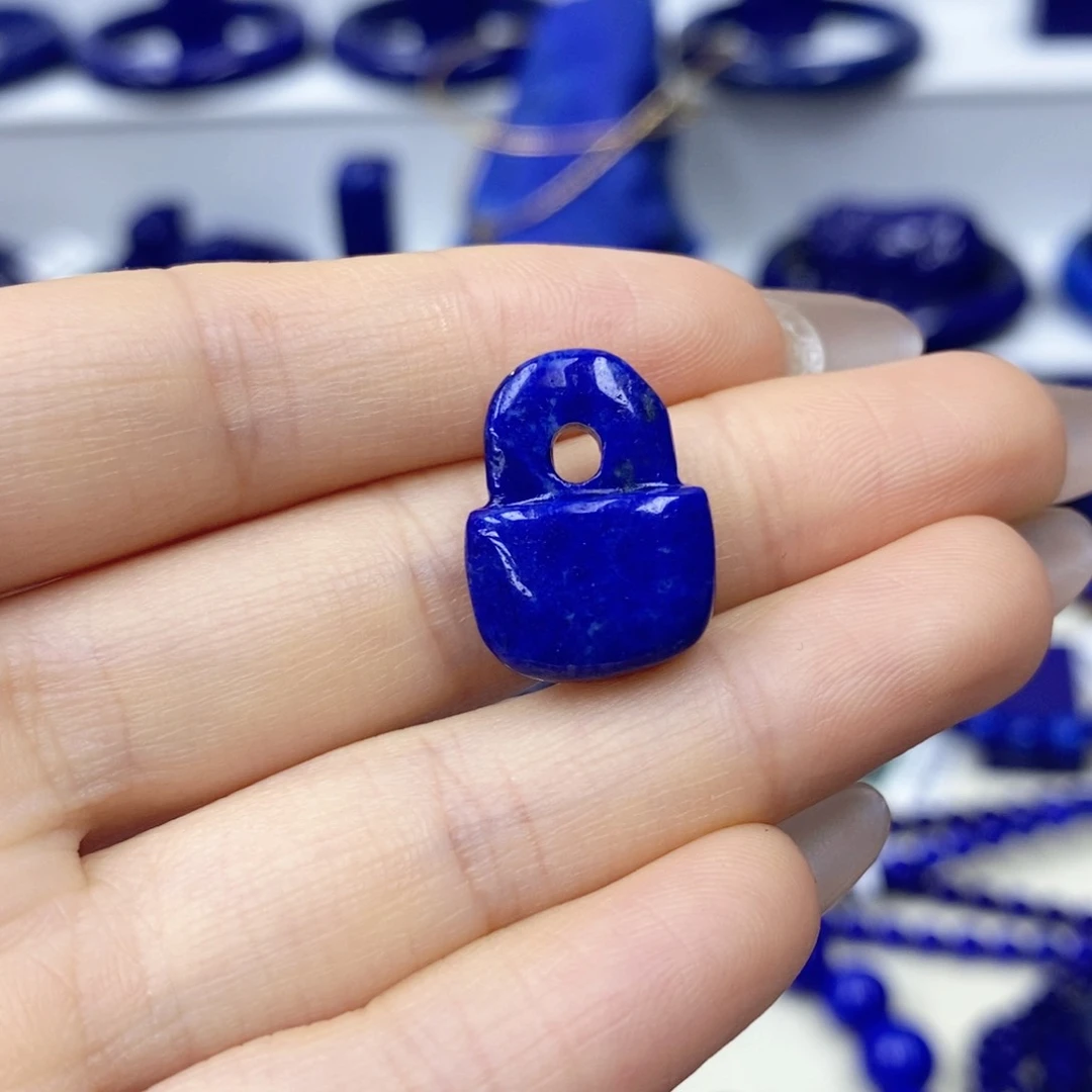 青金石未镶嵌颈饰