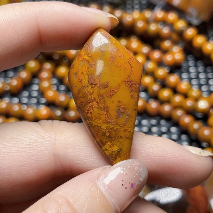 玛瑙/玉髓颈饰未镶嵌油****平