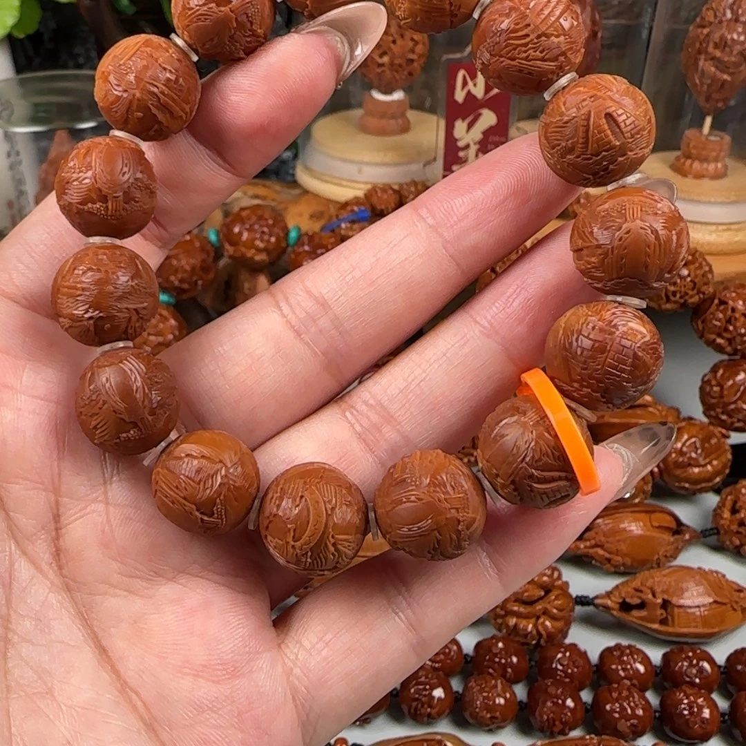 橄榄核手串/手链宽1.5小籽鸡血红梅林核正圆薄意雕大好河山手串