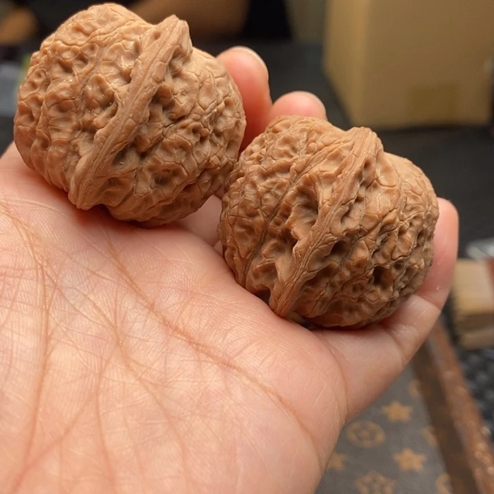 把件文玩核桃血麒麟40尺