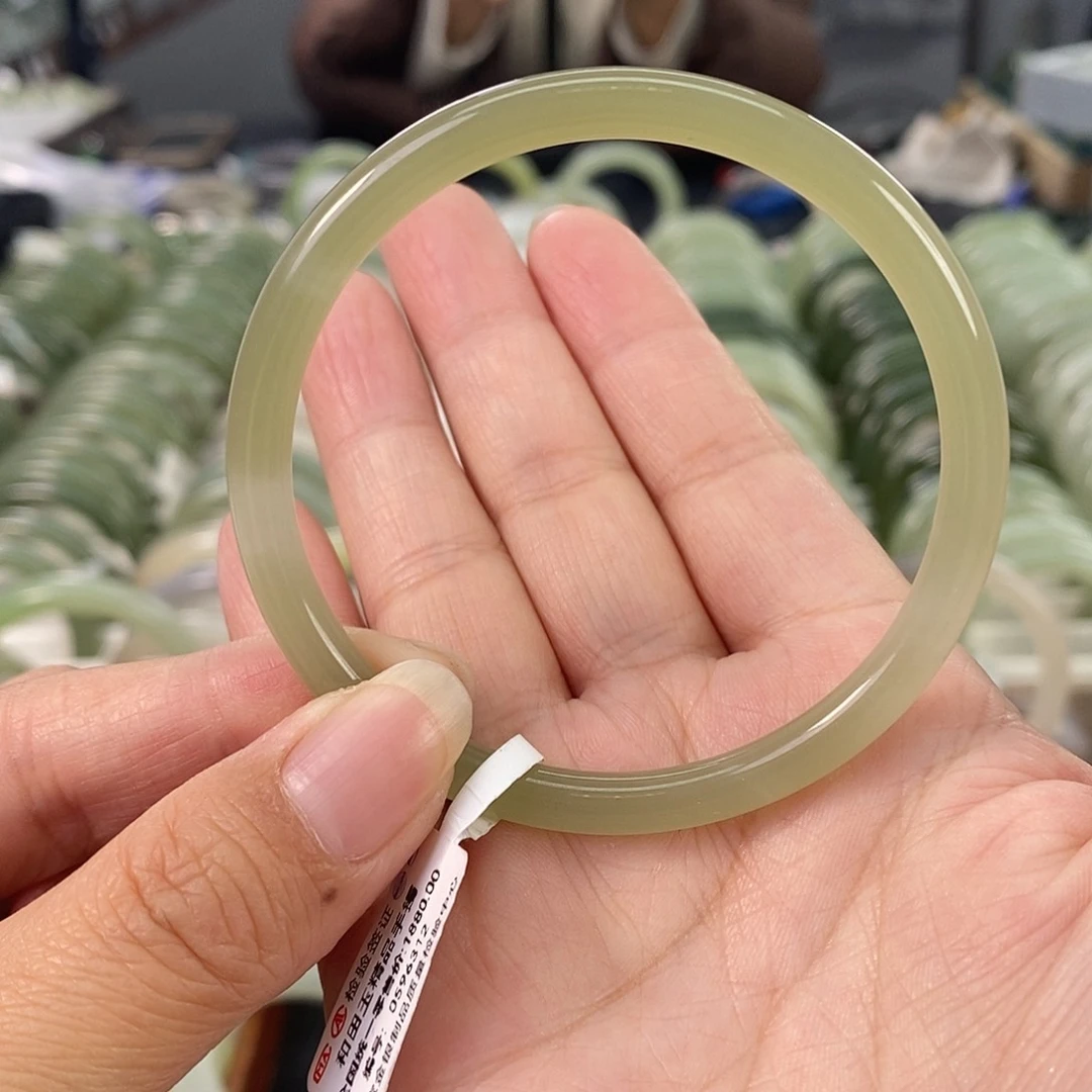 和田玉和田玉手镯55.56未镶嵌